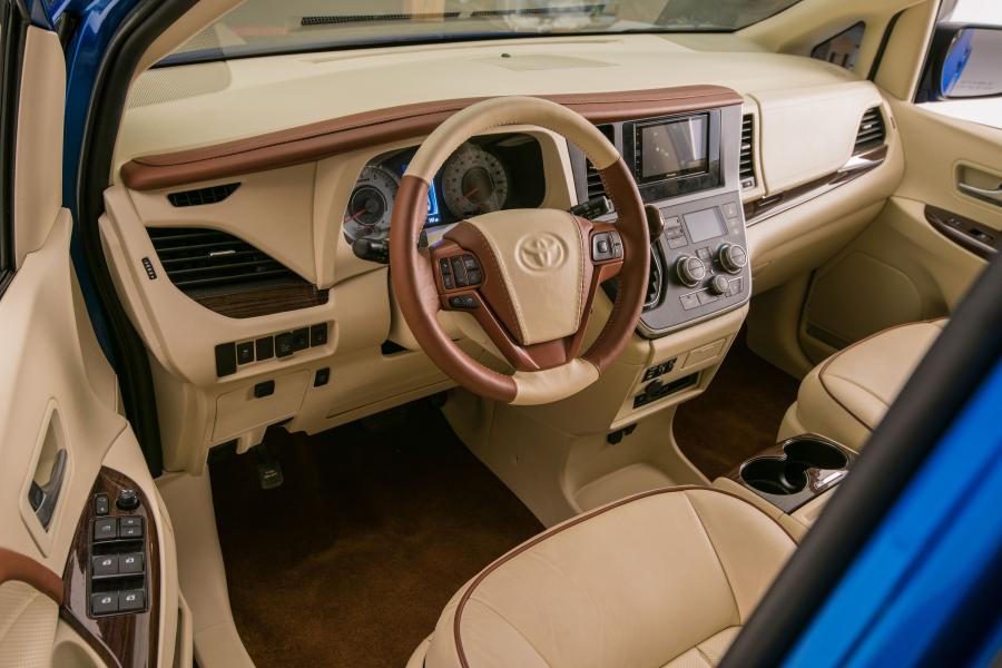 Торпедо Toyota Extreme Sienna 2016 года  (фото 6 из 6)